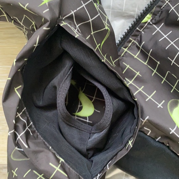 Nike Windbreaker - Picture 7 of 9